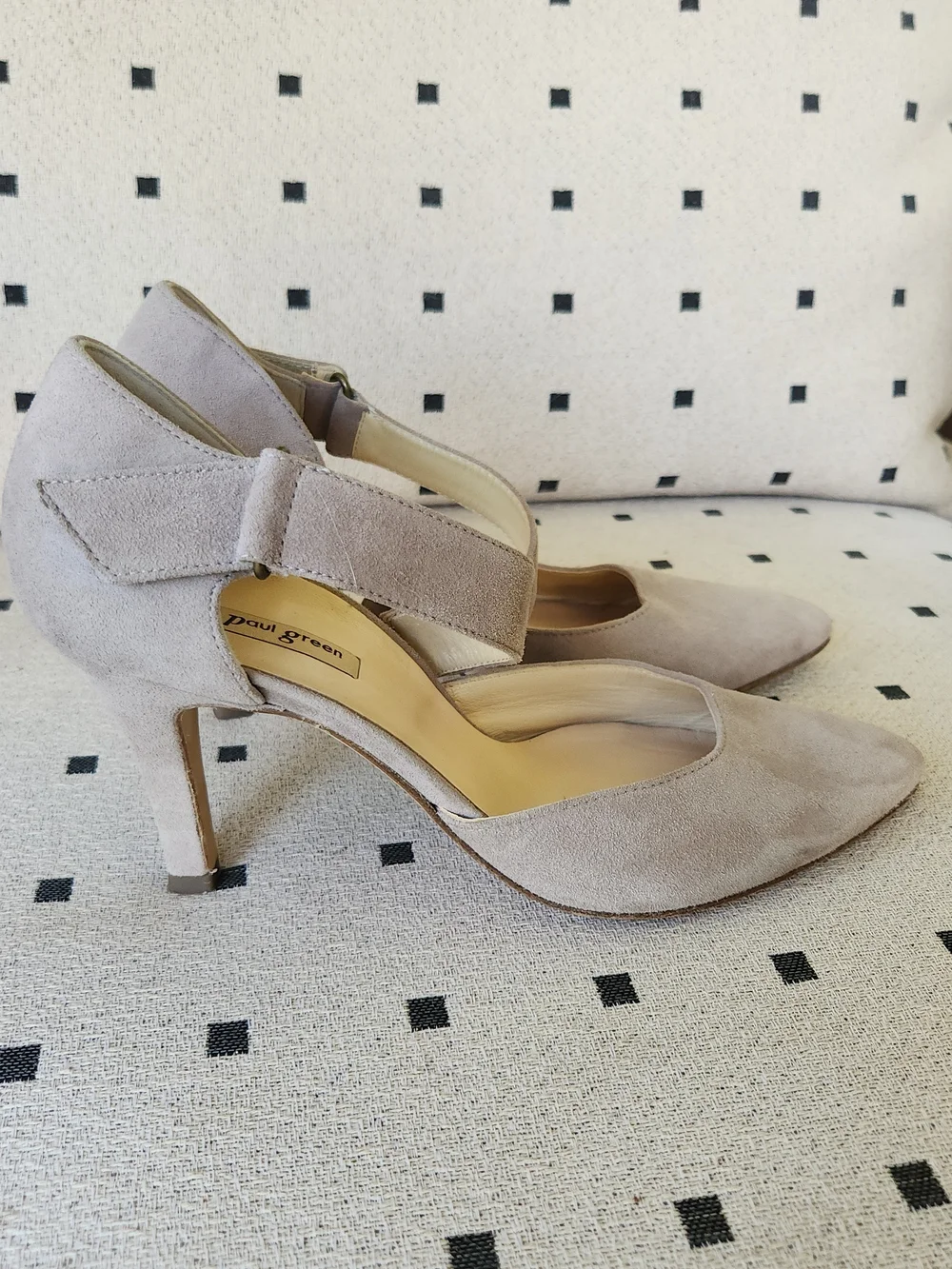 Paul Green Taupe Neutral Suede Pointed Mary-Jane  Kitten Heels